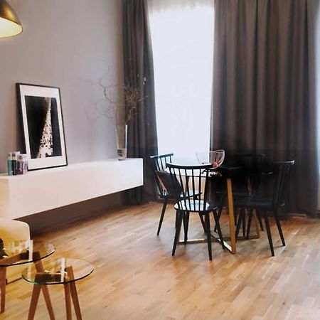 Schonbrunn Apartment Wiedeń Zewnętrze zdjęcie